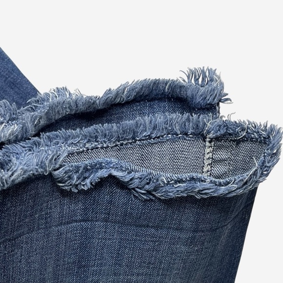 Miss Me Easy Capri Jeans 29 Denim Rhinestones Thick Stitching Raw Hem JE5641EP2 - Picture 6 of 12